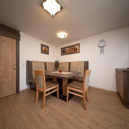 Haus Alexander Apartment *
